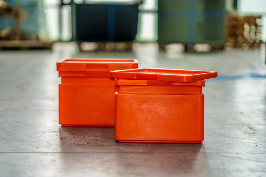 Twee opbergkisten lasapparatuur