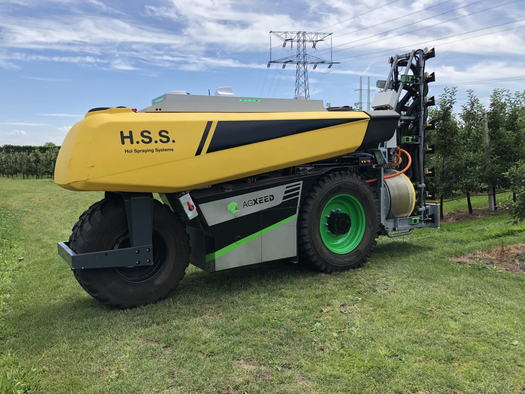 2.000 liter hoofdtank en een 120 liter schoonwatertank icoon